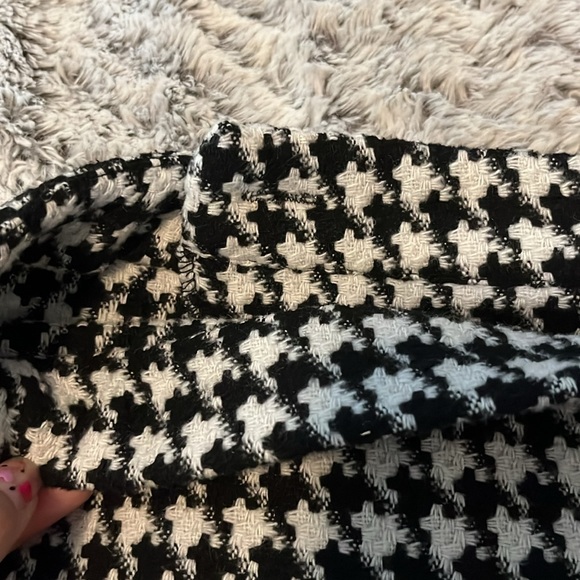 Houndstooth skirt - Picture 3 of 4
